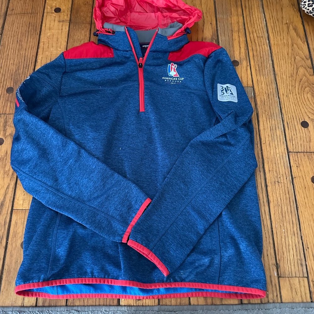 Vineyard Vines Navy and Red Performance Pullover